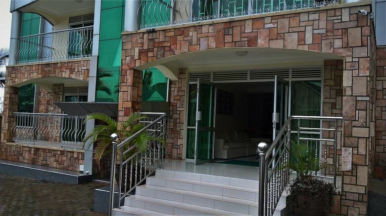 Aparthotel Lake Victoria Masionettes