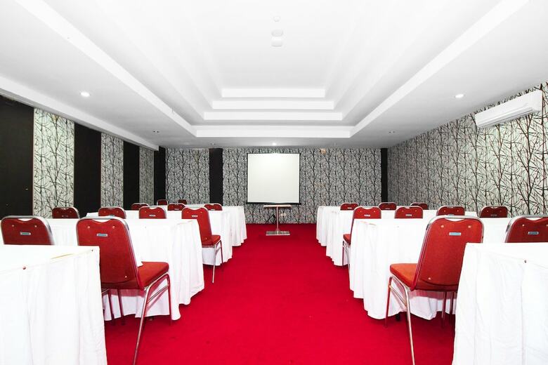 Hotel Airy Denpasar Barat Teuku Umar 175 Bali