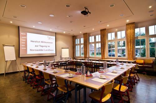 Hotel Nierswalder Landhaus/ Alte Schule