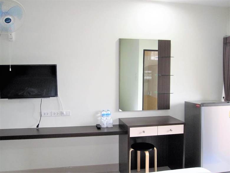Hotel Corner One Residence