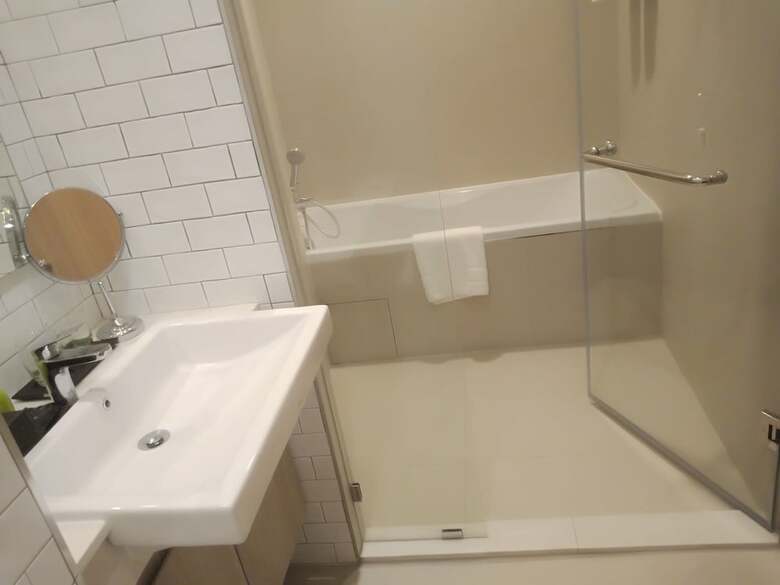 Aparthotel Oakwood Hotel And Residence Sriracha