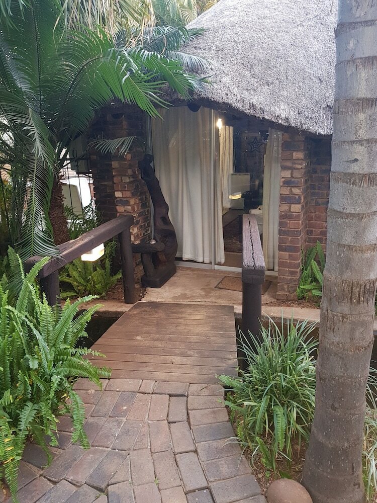 Hotel Inca Lily Accommodation