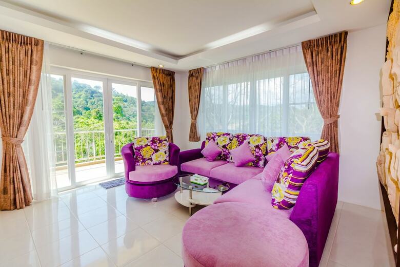 Hotel Chalong Hill Tropical Garden Homes