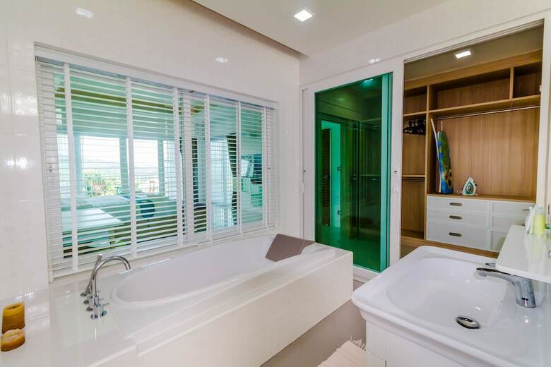 Hotel Chalong Hill Tropical Garden Homes