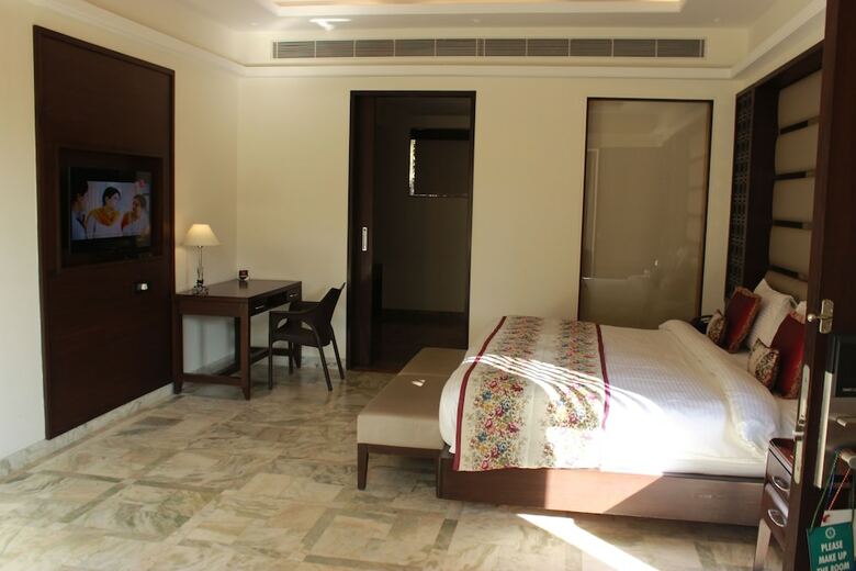 Hotel Ramya Resort & Spa