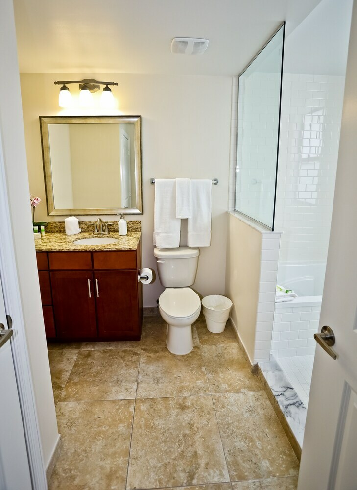Doral Dolphin Mall Apartments By Nuovo