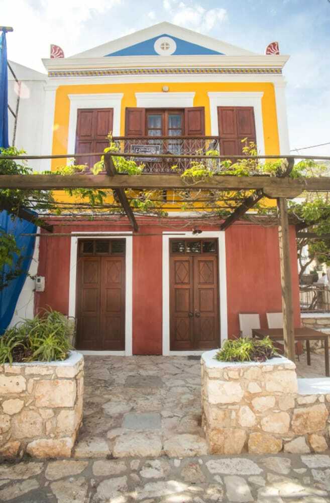 Apartamentos Karnayo Traditional Houses