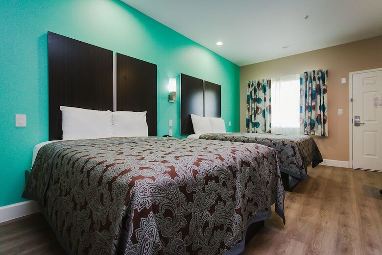 Hotel Palace Inn And Suites - Willowbrook Mall