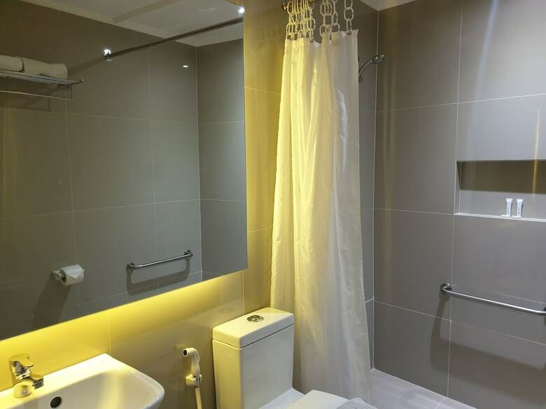 Aparthotel Bsa Tower Serviced Residences
