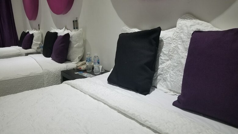 Hotel Dluxe & Suites