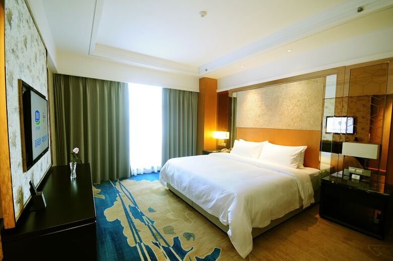 Chengdu Airport Jianguo Hotel