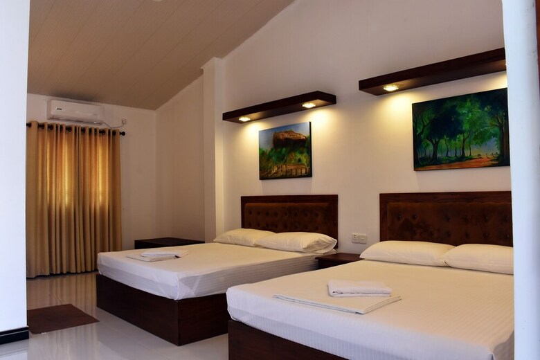 Hotel Sadula Holiday Resort - Anuradhapura