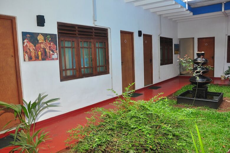 Hotel Sadula Holiday Resort - Anuradhapura