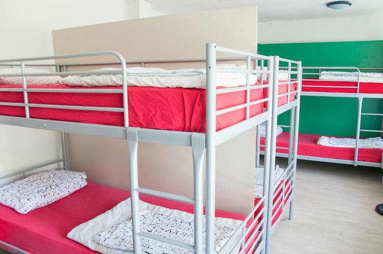 Hostal Simbol Rooms