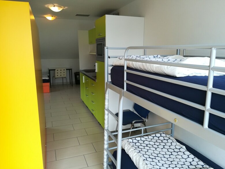 Hostal Simbol Rooms