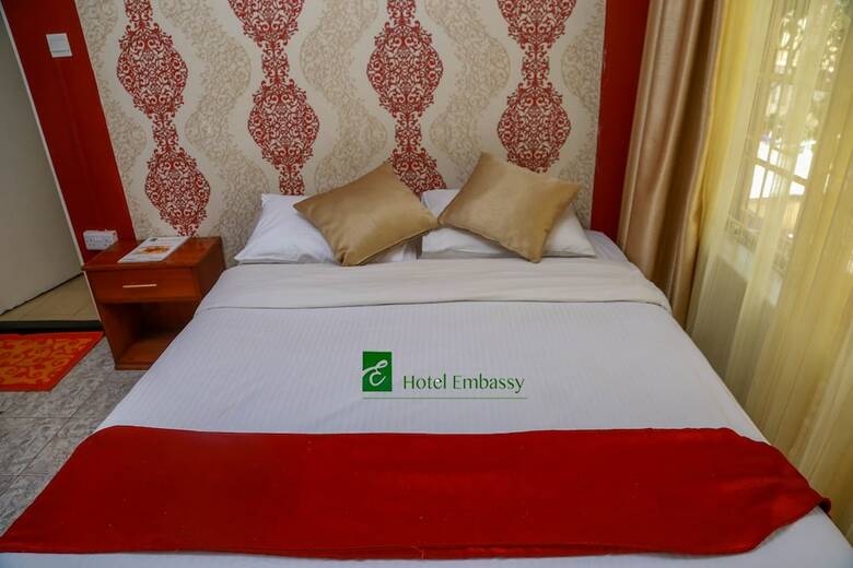 Hotel Embassy