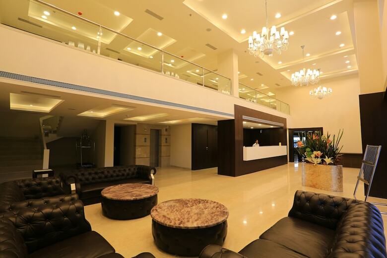 Hotel Tgi Grand Nandan Kanan