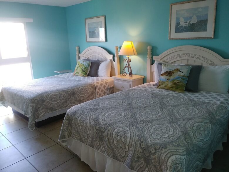 Turtle Crawl Inn
