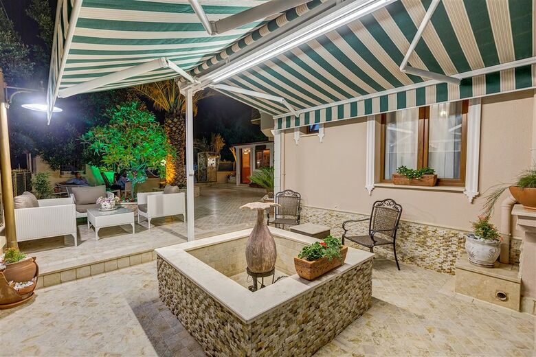 Hotel Cunda Ozerbey Konagi