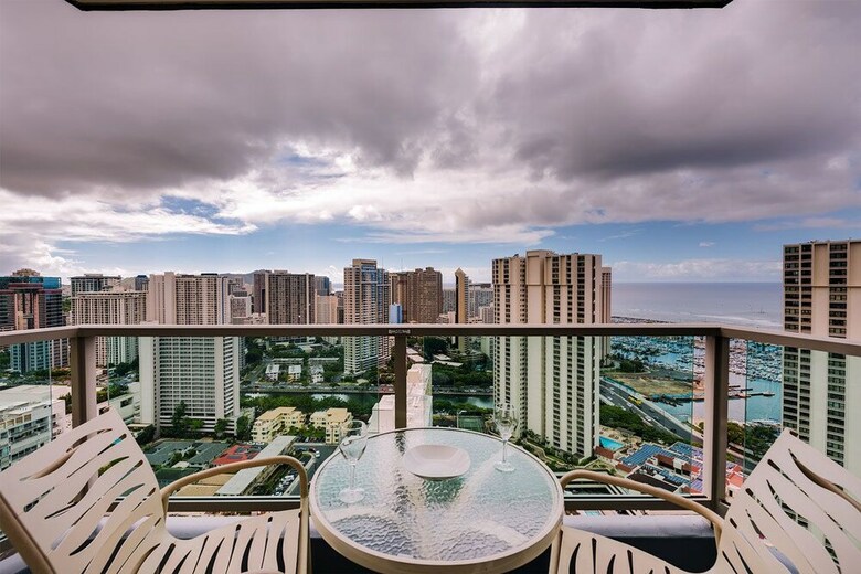 Gaia Hawaii At Ala Moana Hotelcondo
