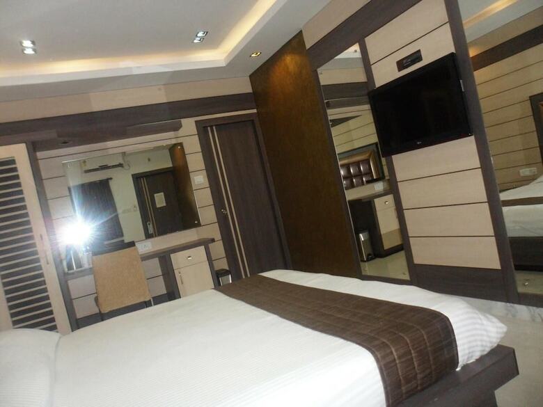 Hotel Esteem