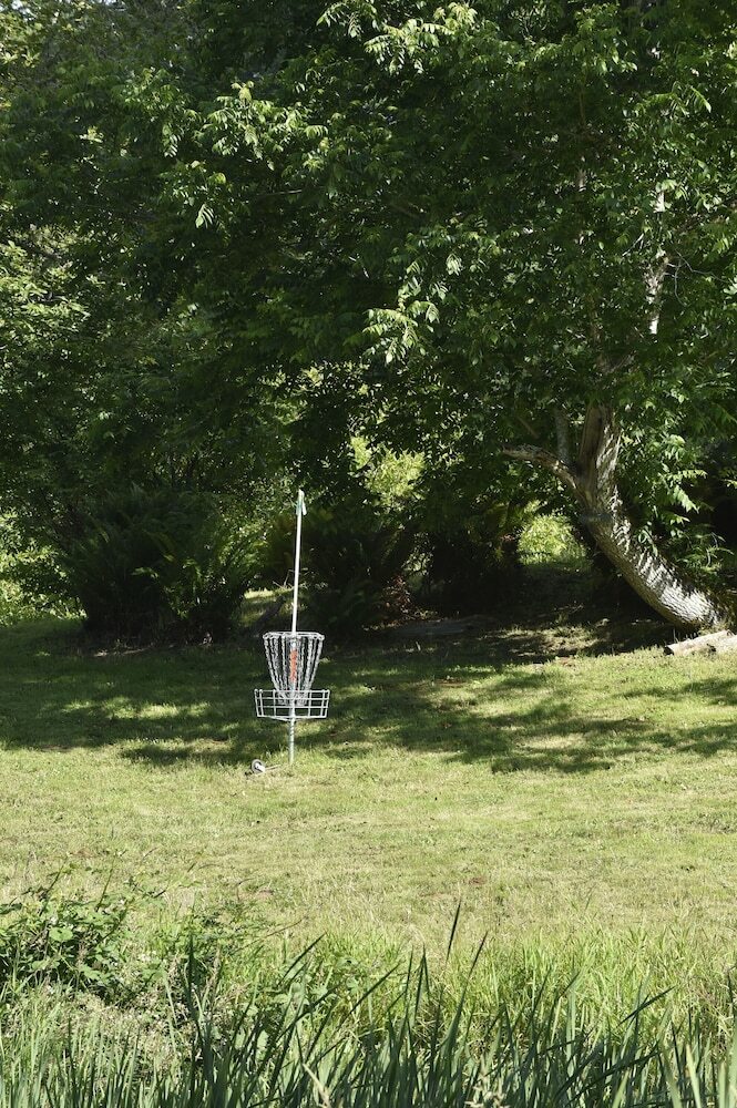 Bed & Breakfast Lucky Mud Inn And Disc Golf Resort