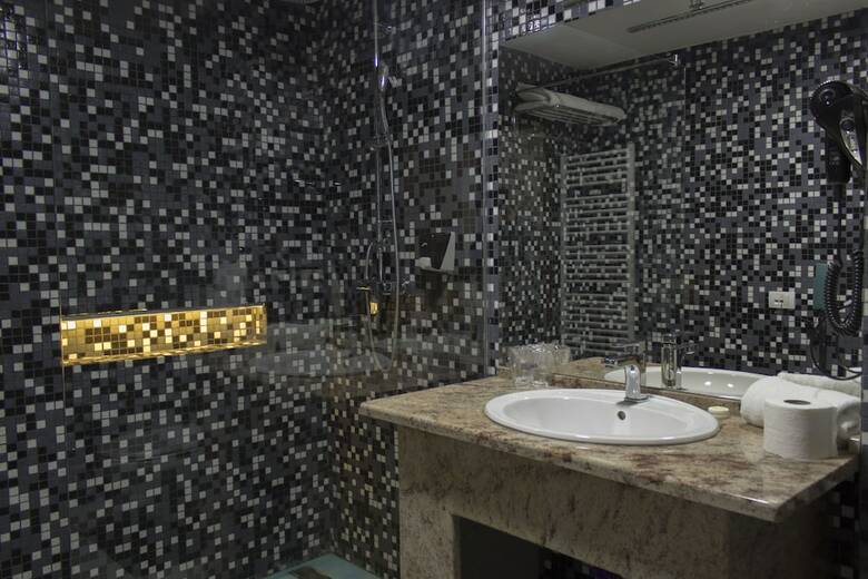Hollywoodland Wellness & Spa Hotel