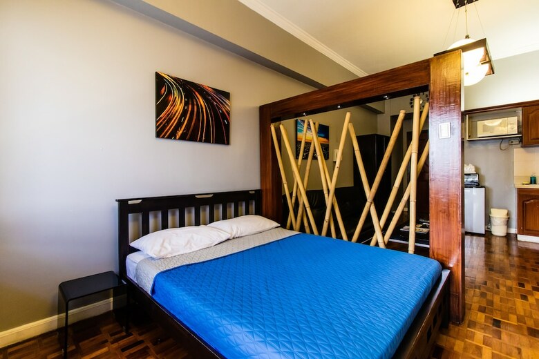 Alcoves Apartments