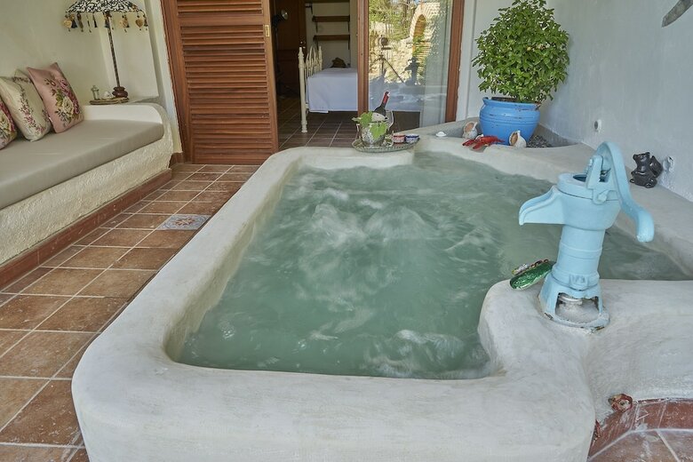 Villa Taraca Alacati Romantik Hotel - Adults Only