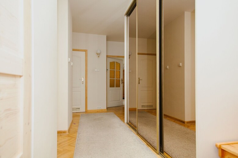 Apartamentos Lucka Rooms - Yellow Submarine B24.1