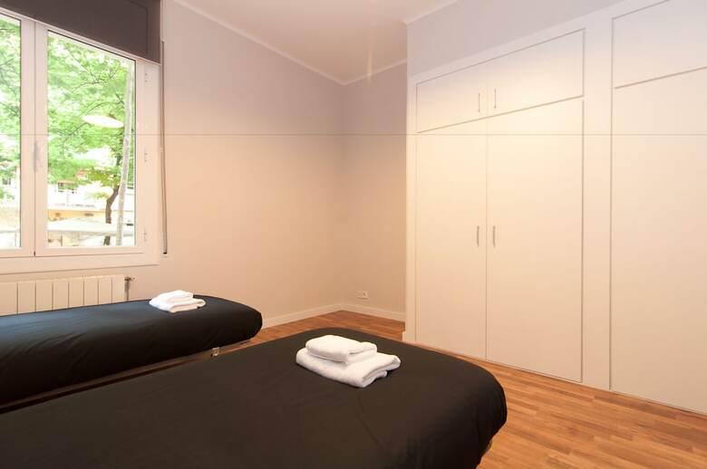 Apartamentos Bbarcelona Gaudi Avenue Flats