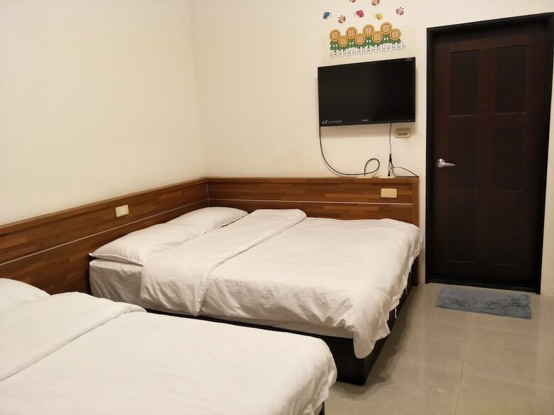 Bed & Breakfast Lu He Feng Homestay