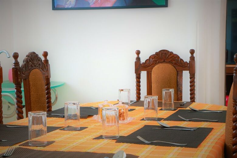 Hostal Eos Hostels