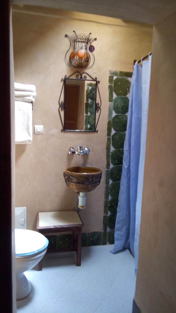 Hotel Gite Chez L'habitant Amzil