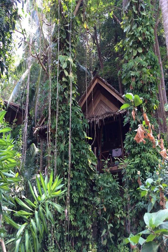 Hotel Sabai Corner Bungalows