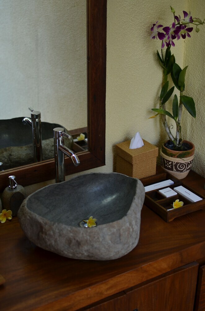 Hotel Madani Antique Villas By Eps