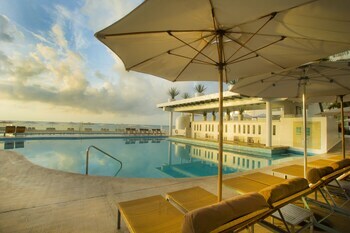 Hotel Playacar Palace
