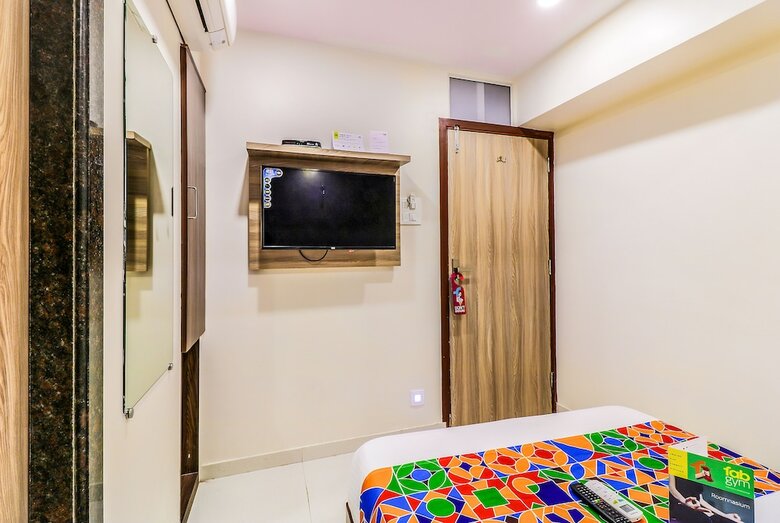 Fabhotel Hill Park Mumbai Airport