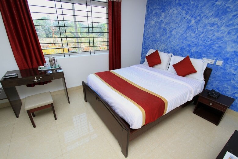 Hotel Oyo 6787 Sri Sai Residency