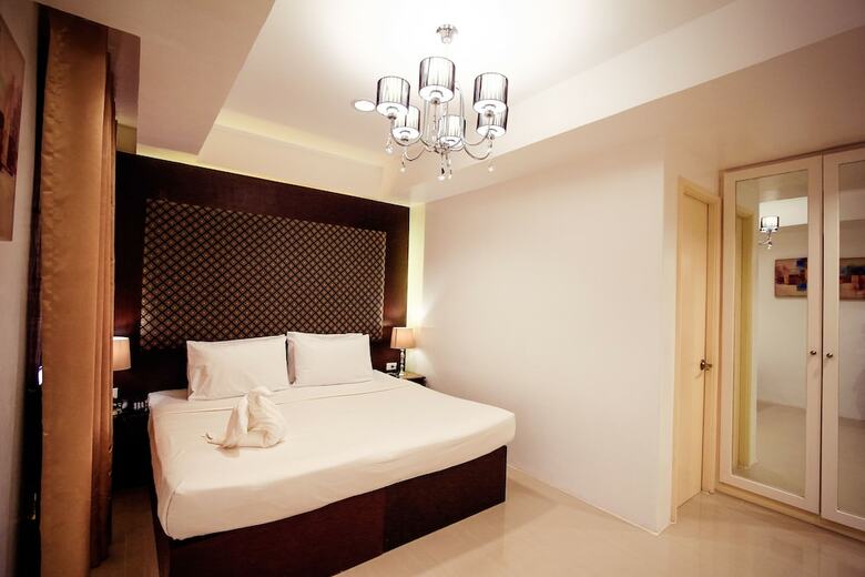 Islands Hotel