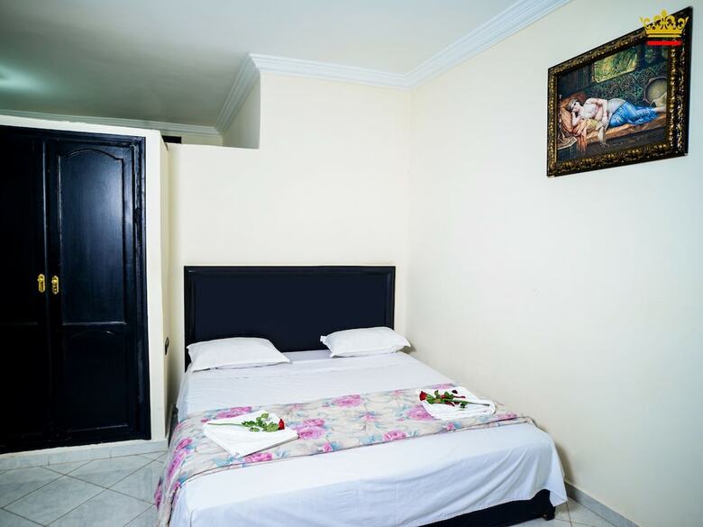 Royal London Apart & Hotel