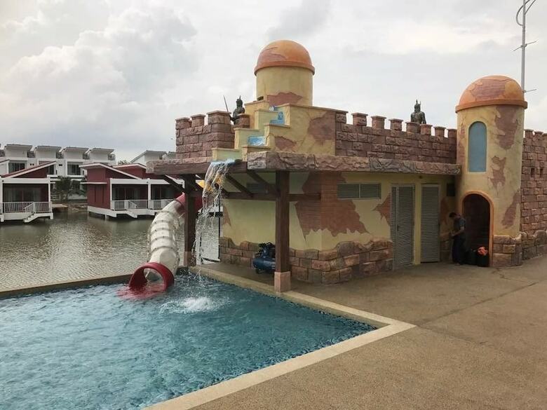 Hotel Tasik Villa International Resort