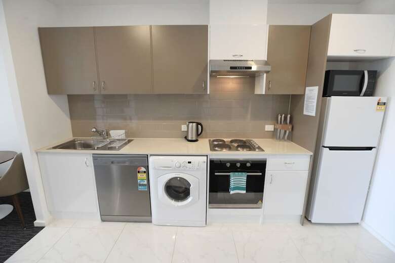 Adelaide Dress Circle Apartments - Kent Town