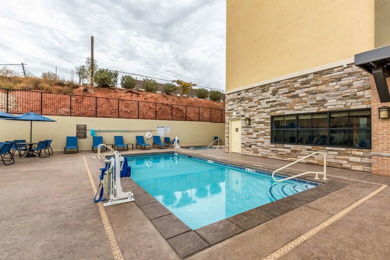 Motel Comfort Suites St George - University Area
