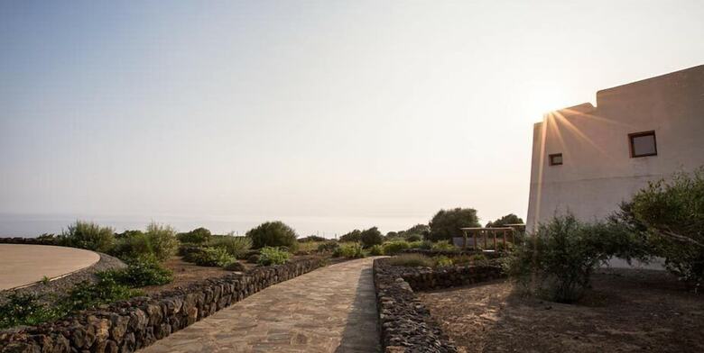 Bed & Breakfast Al-qubba Wellness & Resort