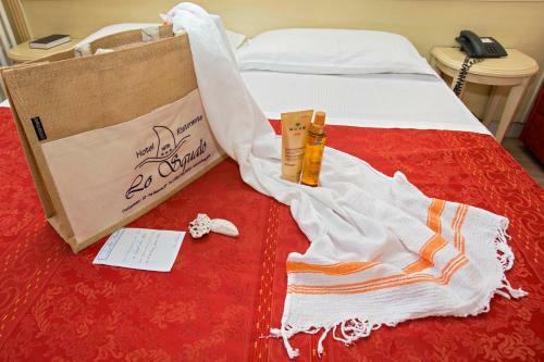 Hotel Lo Squalo
