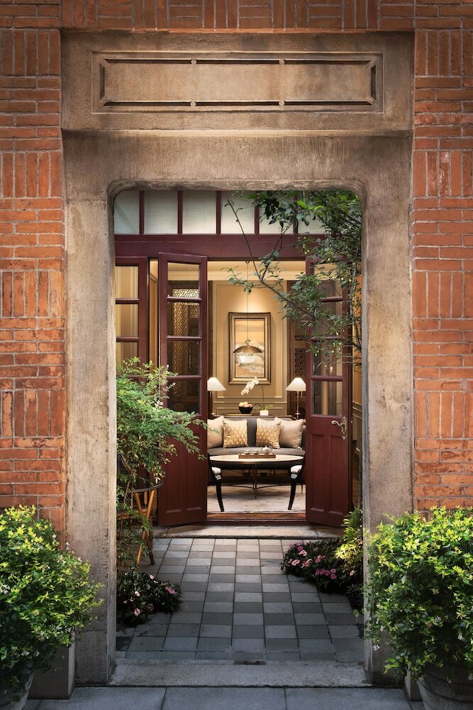 Hotel Capella Shanghai, Jian Ye Li