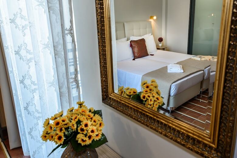Hotel Mosaic