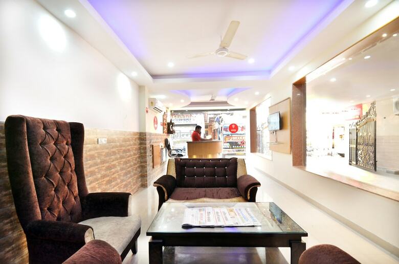 Hotel Oyo 8423 Grand Park