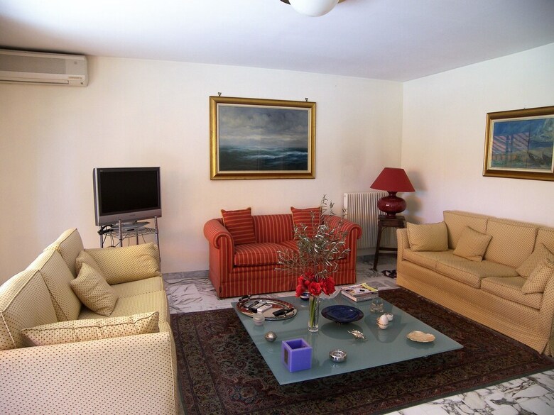 Parc Continental Cannes-very Elegant Three Bedroom Apartment